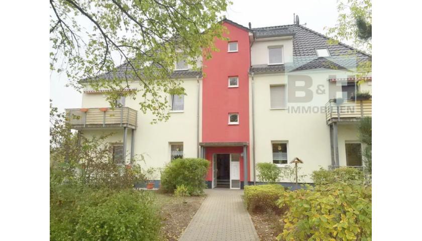 Vermietet - Ab 1.11. hübsche 4 Raum-Dachwohnung mit GäWC mit ca. 90 qm zu vermieten Wolfen