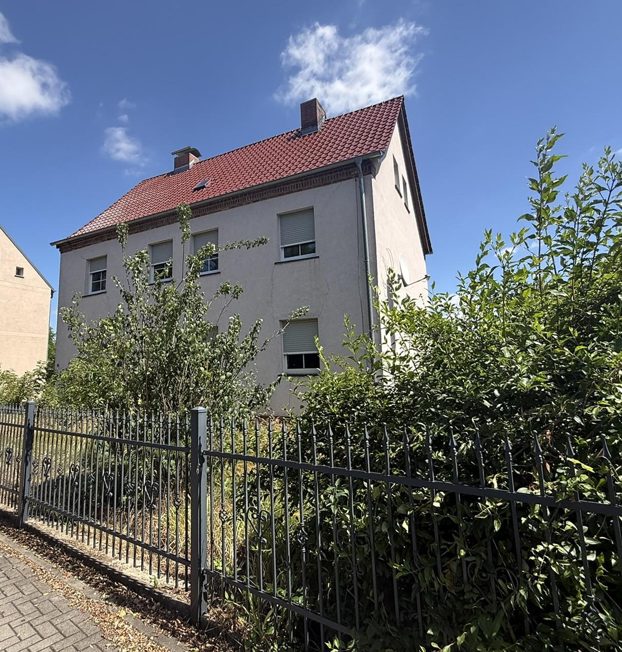Mehrgenerationenhaus bis 3 WE möglich mit großem Grundstück in Sandersdorf — Vorschaubild 3