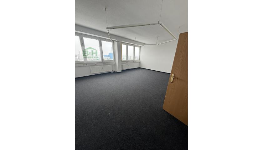 6 Monate MIETFREI in Bitterfeld - flexible Büro- und Gewerbeflächen von 40 m² bis 360 m² — Vorschaubild 4