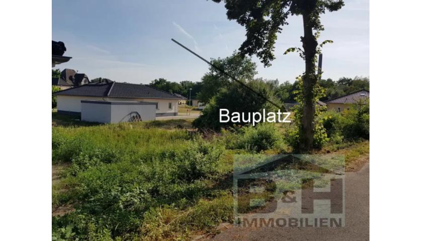 Fertiger Bauplatz in Bitterfeld im B-Plan Gebiet - sofort bebaubar - 588 qm Bungalow oder bis 2 Geschosse — Vorschaubild 2