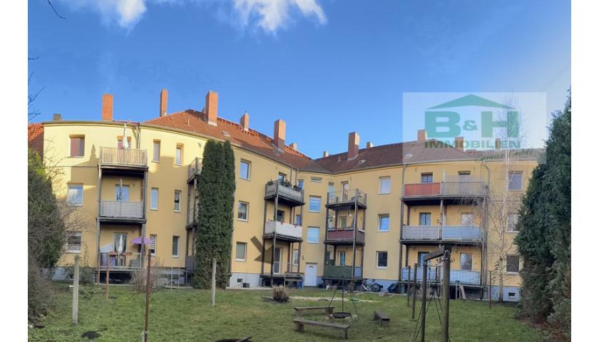 Vermietet  4 Raum-Wohnung mit Balkon 90qm im 1.OG in BTF nahe Klinikum