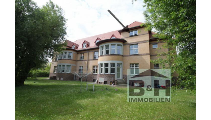 Vermietet - Süsse 3 Raum Dachwohnung mit 62 qm in Bitterfeld Richtung Sandersdorf auf 3000 qm
