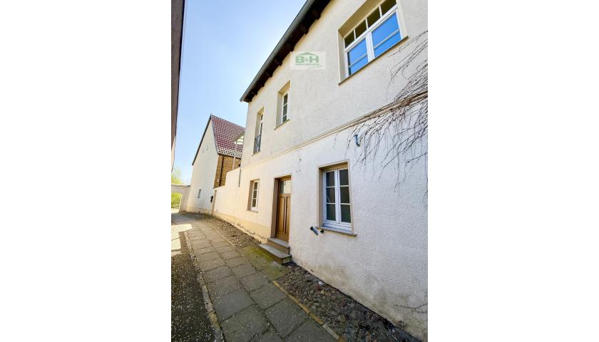 Auf Anfrage zwei Häuser + Bungalow + MFH auf 650 m² Grundstück – Top Potenzial — Vorschaubild 14