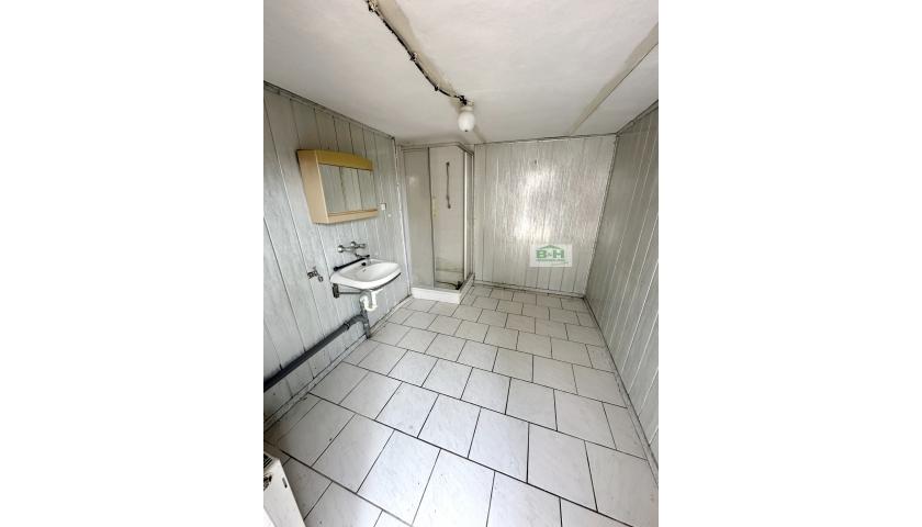 Im Angebot - bei Zörbig - preiswertes sanierungsbedürftiges Eigenheim DHH Wfl. 126 qm 4 Zimmer — Vorschaubild 3