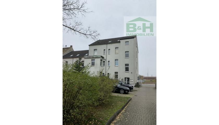 Vermietet 2 Raum Wohnung im 1.OG BTF nahe KSK mit Garten 51 qm