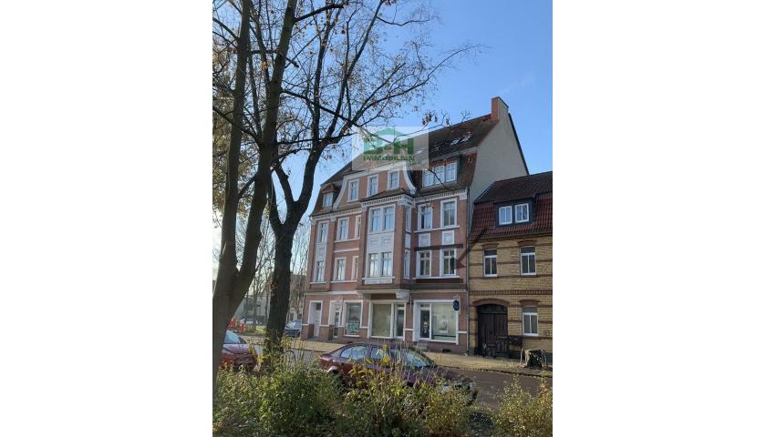 Helle grosse 2 Raum-Wohnung 75 qm im Zentrum von BTF im 1.OG Neuwertig