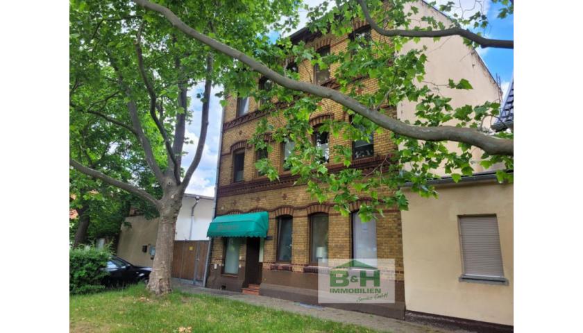Ab 1.11. - 3 Raum Wohnung in Sandersdorf mit Garten, Zufahrt, Stellplatz 2.OG 80qm Einbauküche, Klimaanlage