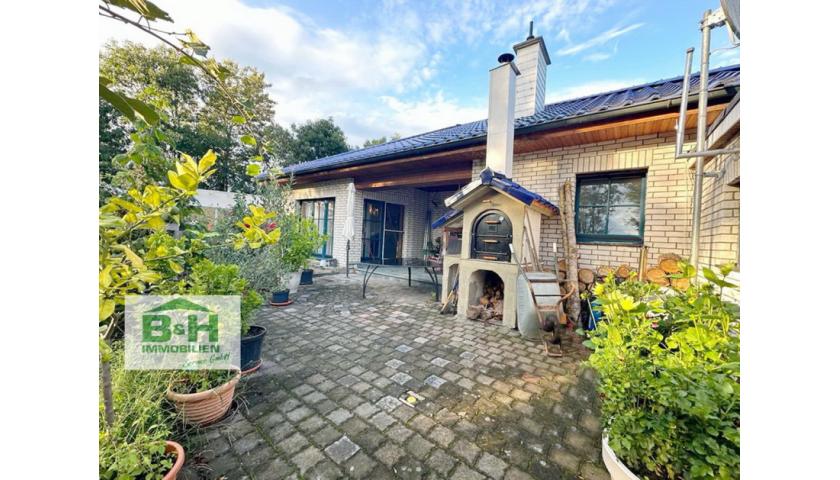 Verkauft - Attraktiver Bungalow – massiv – Bj.1997 Wfl.110qm Garten 1000qm Südliches Anhalt