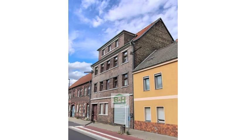 Mehrfamilienhaus in Bitterfeld – mit 3 Einheiten und schmaler Zufahrt + DG-Reserve 252 qm WFL — Vorschaubild 10